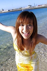 Inviting Exotic Asian Gal Displays Off Her Tight Arse And Her Cute Tits With A Smile