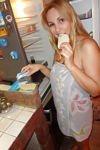 Blonde Angel Sonya Heads To The Kitchen For A Midnight Dinner And Finishes Going For A Bloody Hot Solo